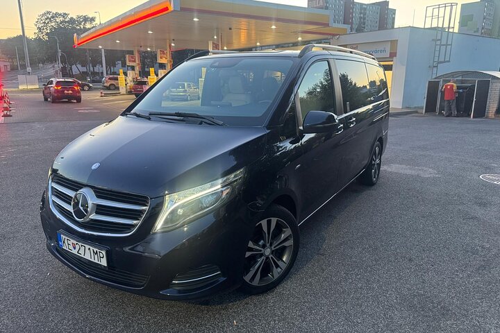 Transfer from Vienna airport to Bratislava