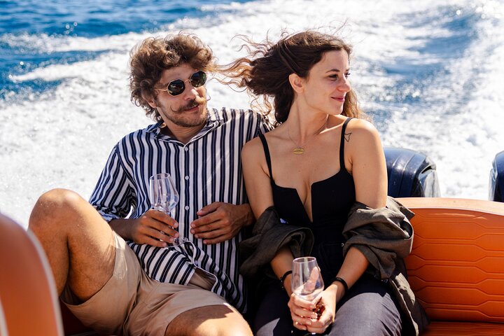 Boat Tour of the Polignano a Mare Coast with Aperitif