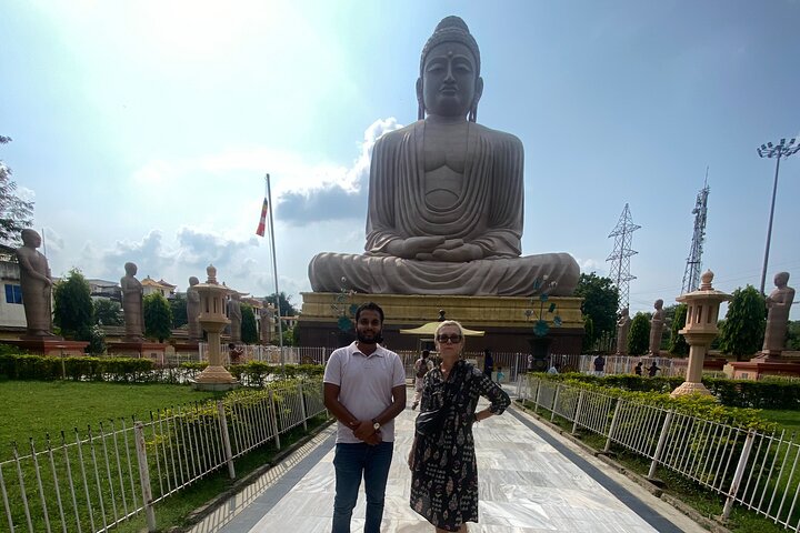 Bodhgaya Guided Day Trip from Patna with Pickup