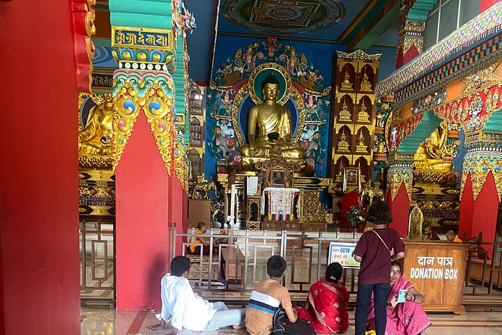Bodhgaya Guided Day Trip from Patna with Pickup
