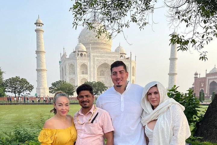 From Delhi Taj Mahal Agra Full Day Private Tour