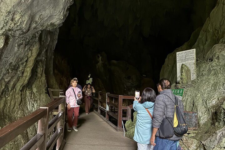 Yamaguchi Highlights and Scenic Wonders Tour from Shimonoseki