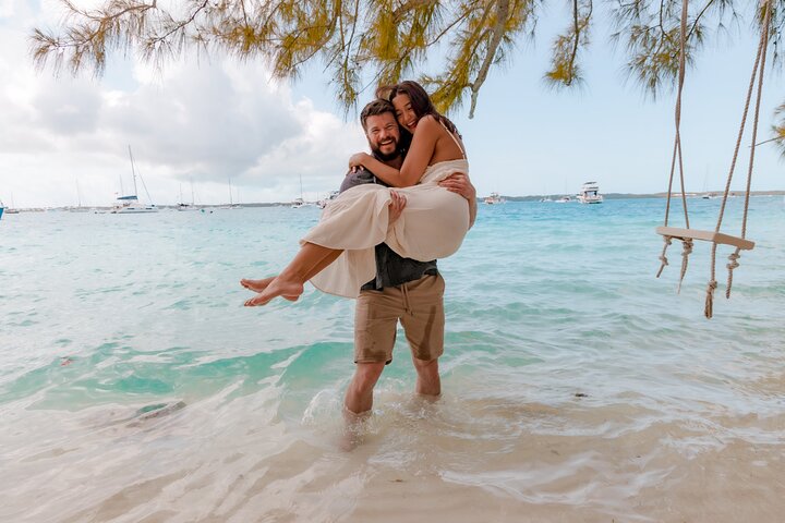 Private Vacation Photoshoot with Photographer in Seychelles