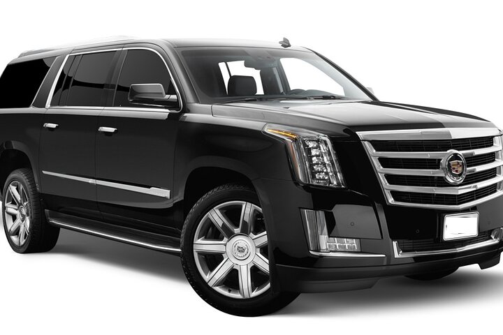 Private Departure Transfer: New York City to LGA