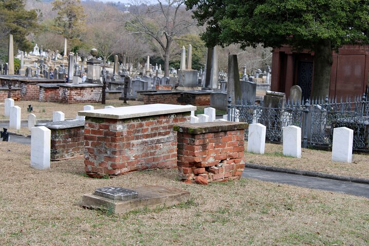 The Greenville Ghost Hunt 2 Hour Walking Tour