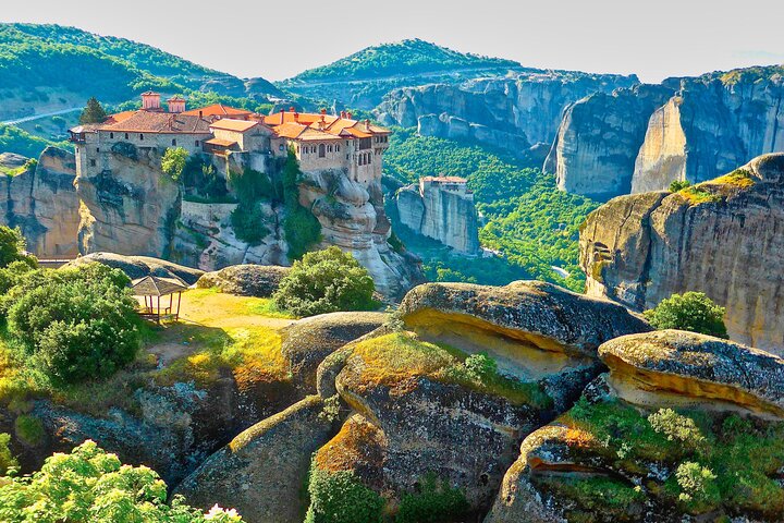 Meteora: Private Hiking,Morning or Sunset Exploration