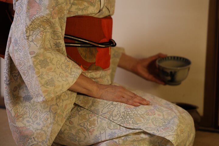 Traditional Japanese Tea Ceremony at Master's Private Tea Room