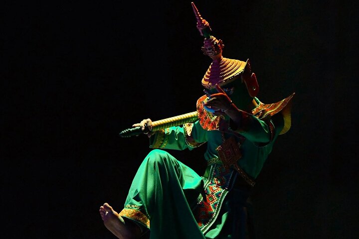 Luang Praban Buddha's Light Stage Show Ticket