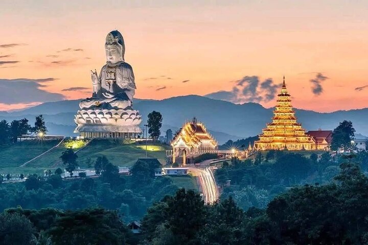 Customizable Private Day Tour of Chiang Rai Highlights