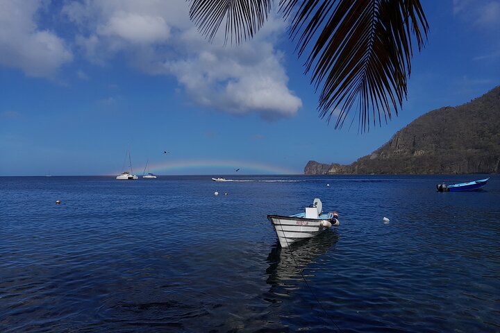St. Lucia West Coast Boat Cruise with Snorkeling Between Pitons