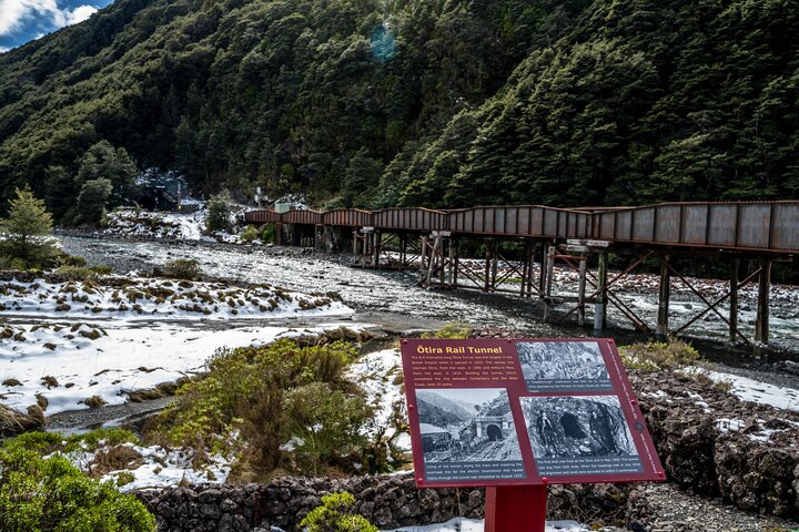 Christchurch to Arthur's Pass Tours + TranzAlpine Train & Lunch