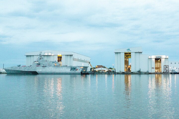 Mobile Harbor Scenic Ships and Port Tour
