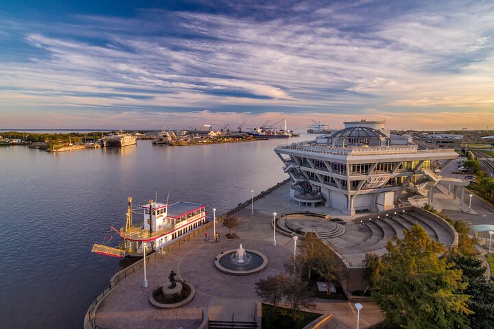 Mobile Harbor Scenic Ships and Port Tour