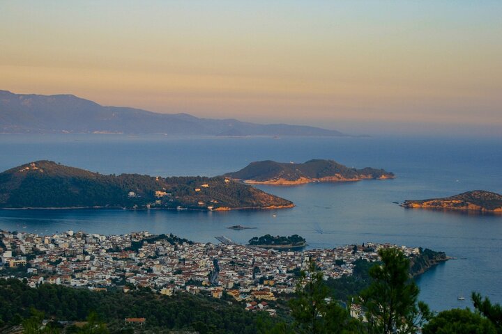 Ferry Tickets Between Skiathos and Skopelos