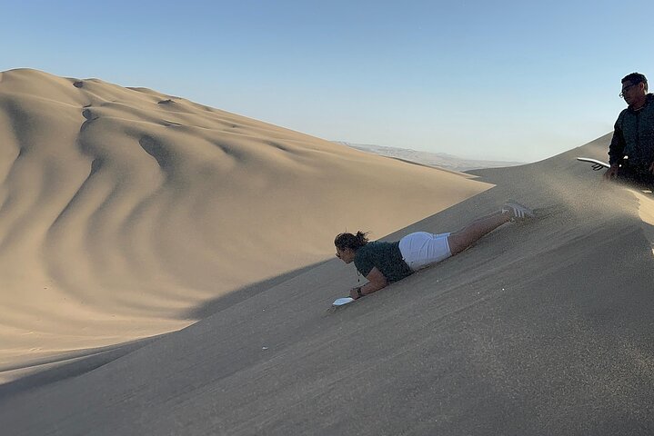 From Ica to Huacachina: Buggy and Sandboarding Tour with Sunset