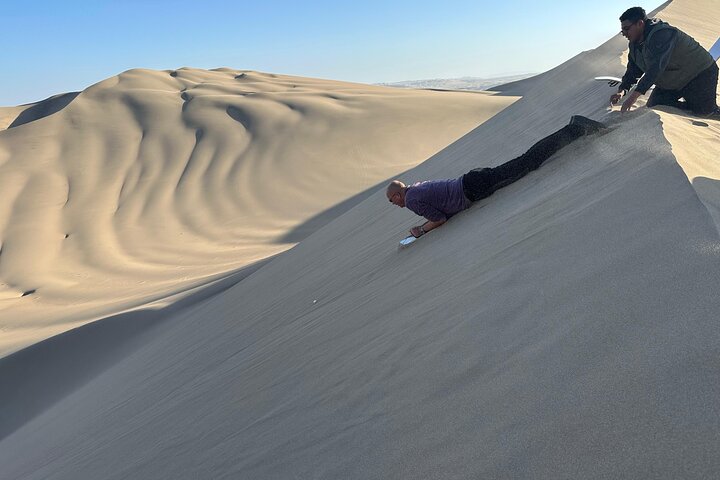 From Ica to Huacachina: Buggy and Sandboarding Tour with Sunset