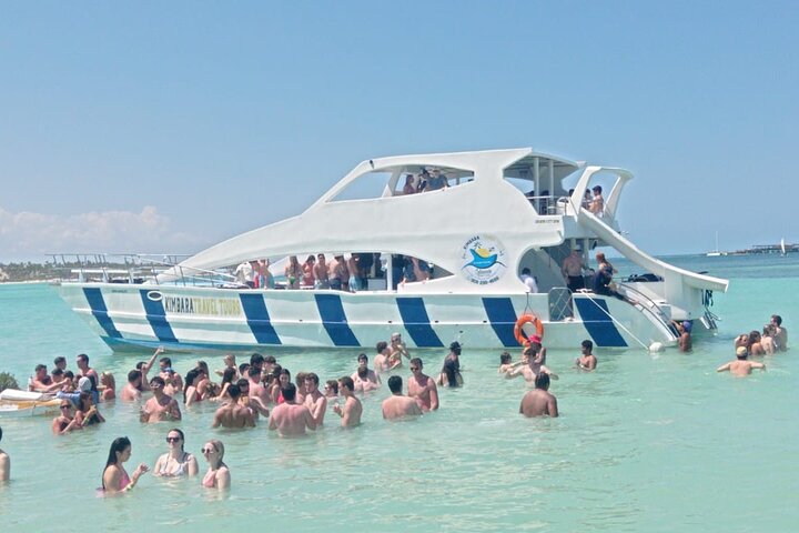 Sand-Bar Punta Cana Party Boat unlimited drinks, snorkeling Vibes