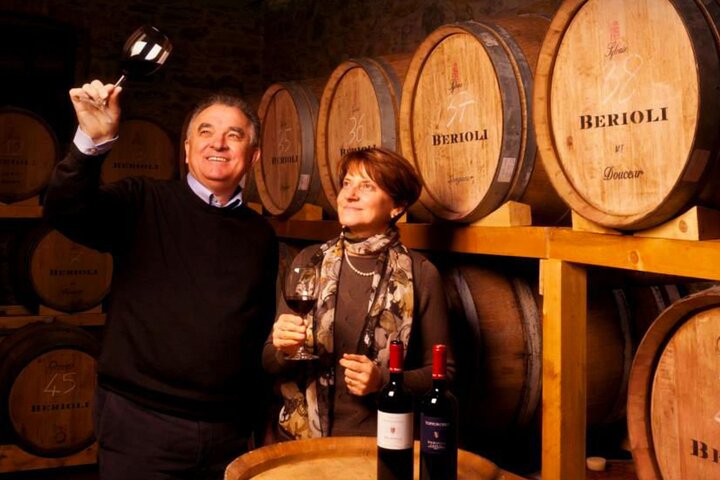 Winery Tour & Tasting near Lake Trasimeno & Perugia