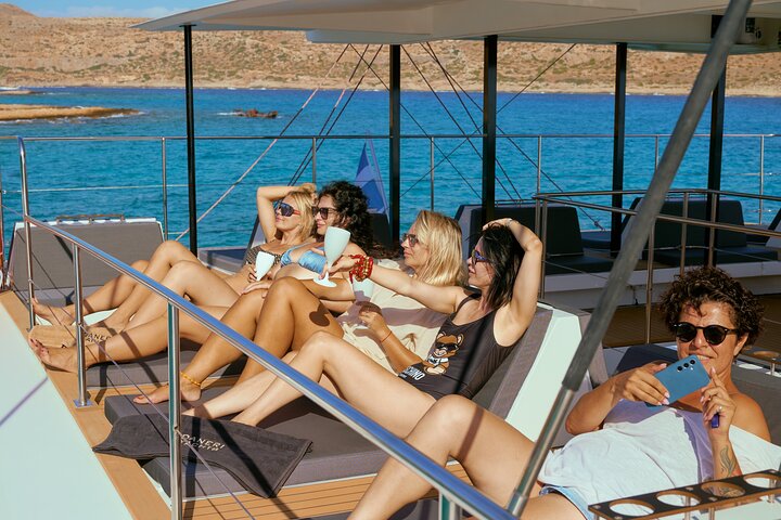 Balos & Gramvousa: Cruise with Meals, Drinks & Transfer