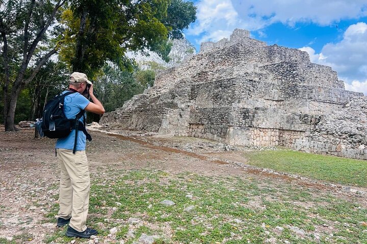 Visit to the archaeological site of Edzná + Ron