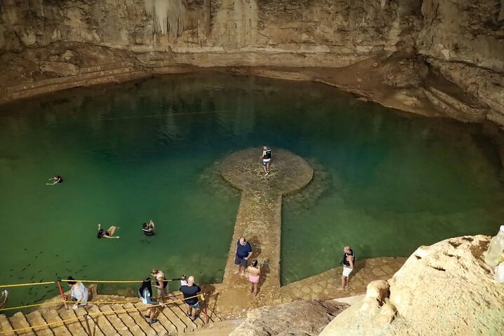 Chichén Itzá, Valladolid and 2 cenotes Ik kil and suytun