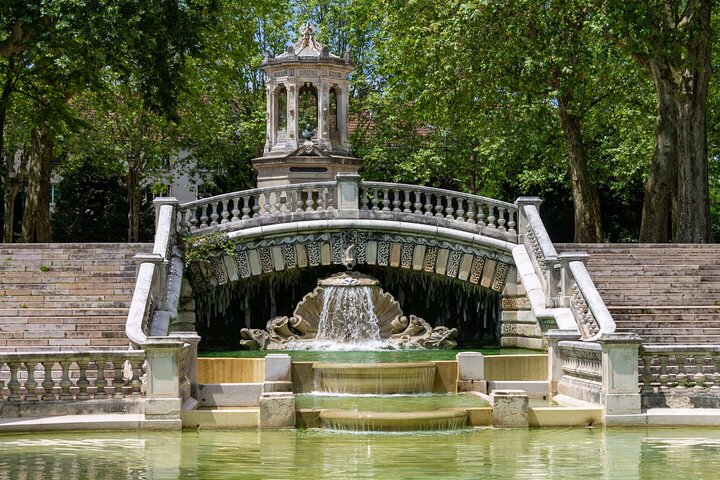 Hello Dijon: Private 2-Hour Intro City Walk with Local Guide