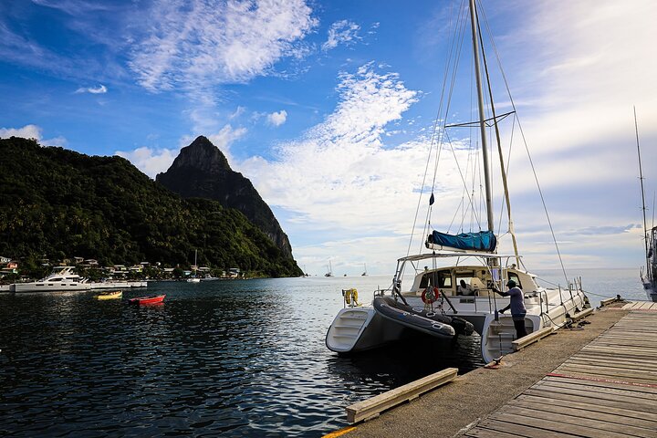 St. Lucia West Coast Boat Cruise with Snorkeling Between Pitons