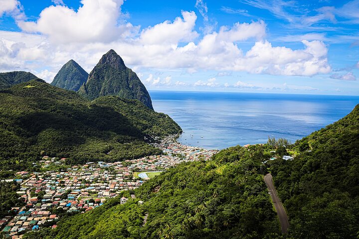 St. Lucia West Coast Boat Cruise with Snorkeling Between Pitons