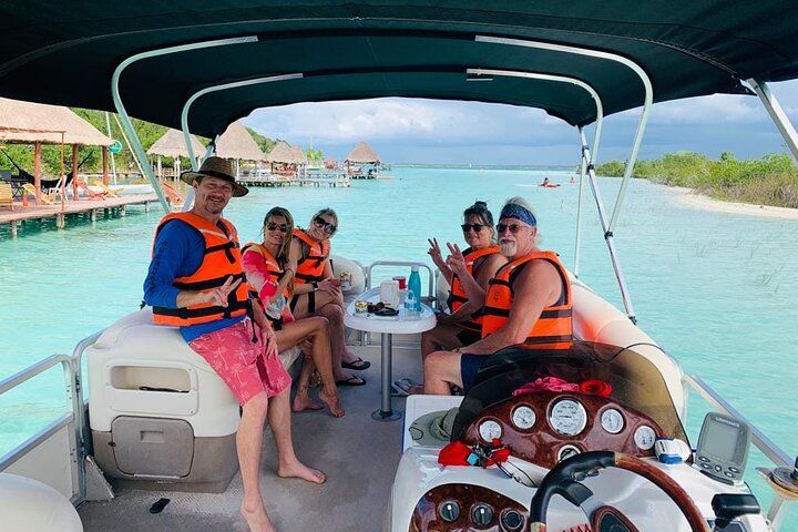 Tour Sailing 4 Hours Private Magic Bacalar Up to 7 People