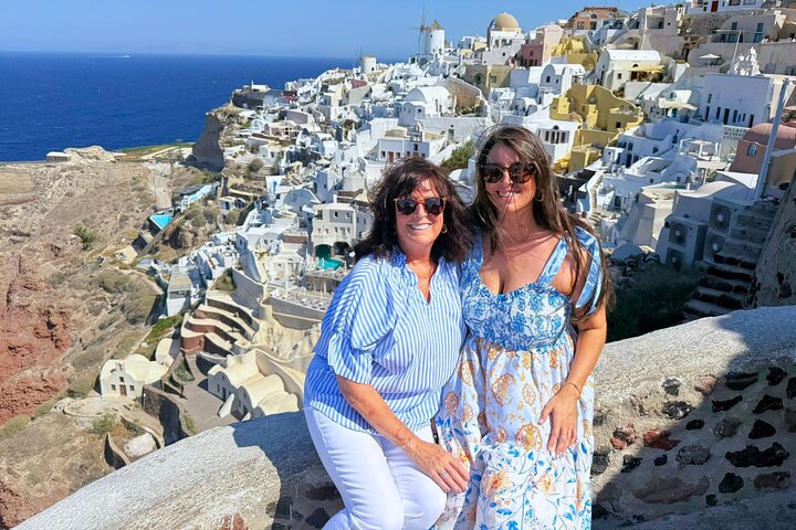 Santorini Must-See Highlights Private Tour