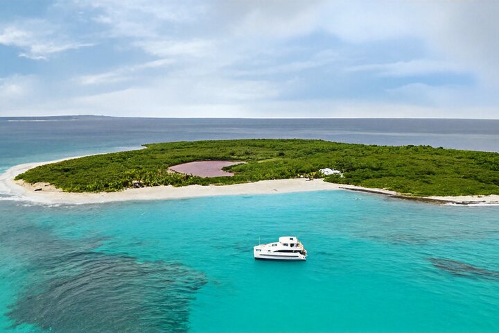 Anguilla Based: Private 3-Hr Sightseeing & Snorkel Charter