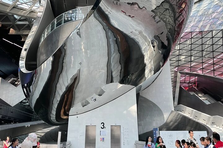 Experience Shenzhen in a Cultural Tour Beyond Tech