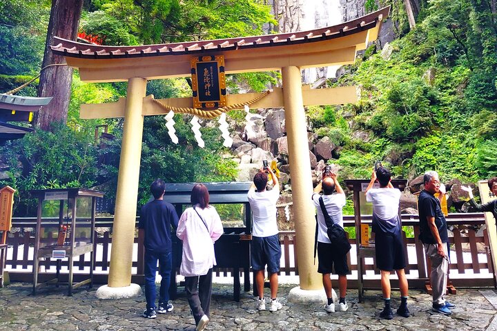 Wakayama: Kumano Kodo Sacred Walk to Nachi’s Sacred Sites