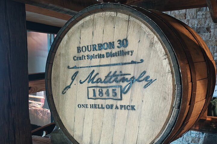 Kentucky Bourbon Experience: 3 Iconic Distilleries & Tastings