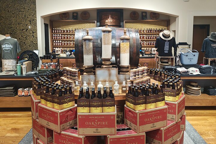 Kentucky Bourbon Experience: 3 Iconic Distilleries & Tastings