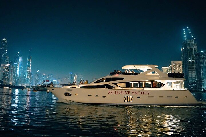 Dubai Marina Luxury Yacht Tour with Optional Breakfast or BBQ
