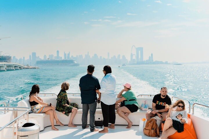 Dubai Marina Luxury Yacht Tour with Optional Breakfast or BBQ