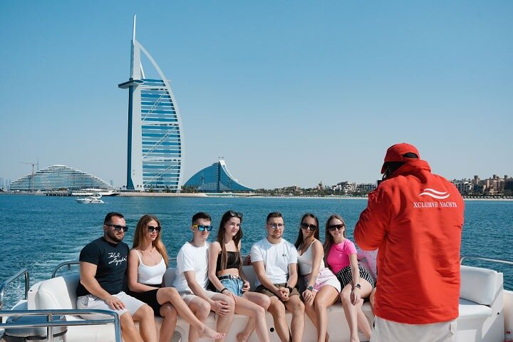 Dubai Marina Luxury Yacht Tour with Optional Breakfast or BBQ