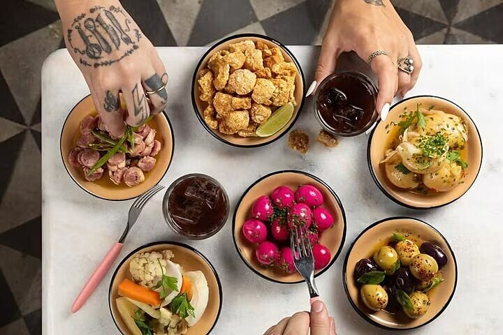 3hr Food Crawl in Belo Horizonte Markets and Local Flavors