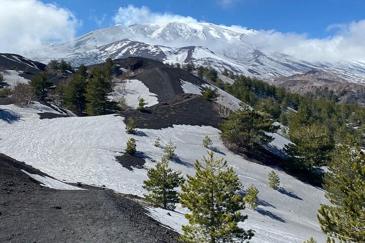 Etna and Wine an experience between nature and aromas with taste.