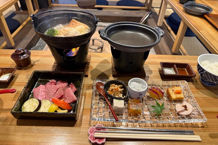 Kobe beef lunch with calligraphy and tea ceremony experiences