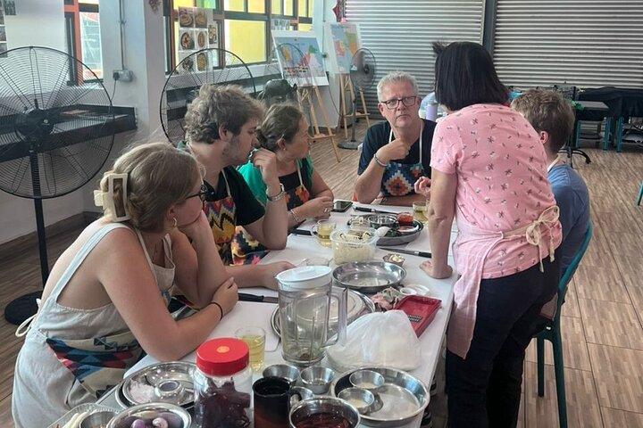 Penang Cooking Class:Dive into Malaysian Cuisine with PenangChiak