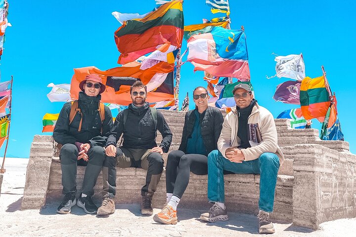 3-Day Uyuni Salt Flats & Lagoons to San Pedro de Atacama