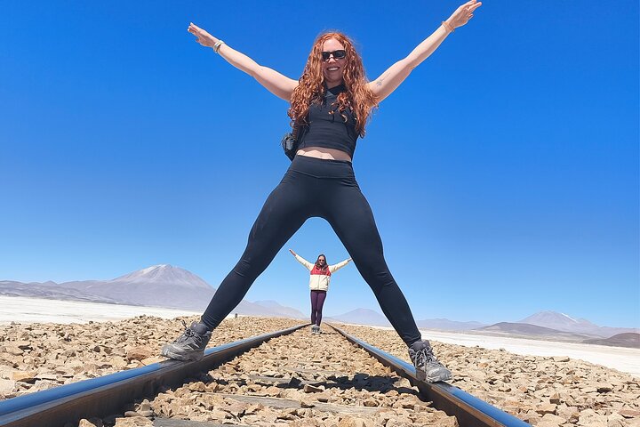 3-Day Uyuni Salt Flats & Lagoons to San Pedro de Atacama