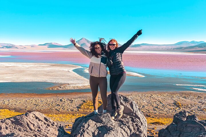 3-Day Uyuni Salt Flats & Lagoons to San Pedro de Atacama
