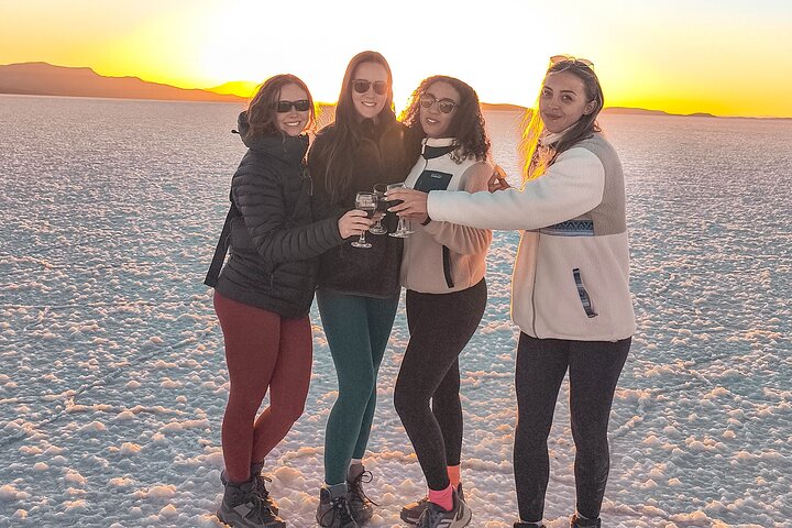 3-Day Uyuni Salt Flats & Lagoons to San Pedro de Atacama