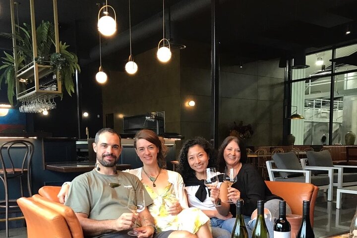 Premium 4 -Best Wineries Napier Hawke's Bay Tour, 5.5h - 6Hours