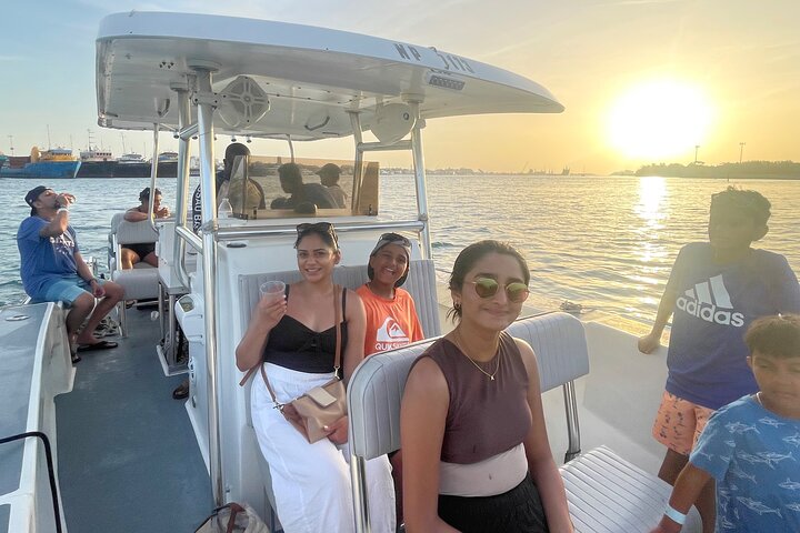 4hr Private Tour Island Hop Snorkel w/ Turtles & Sip Bahama Mamas