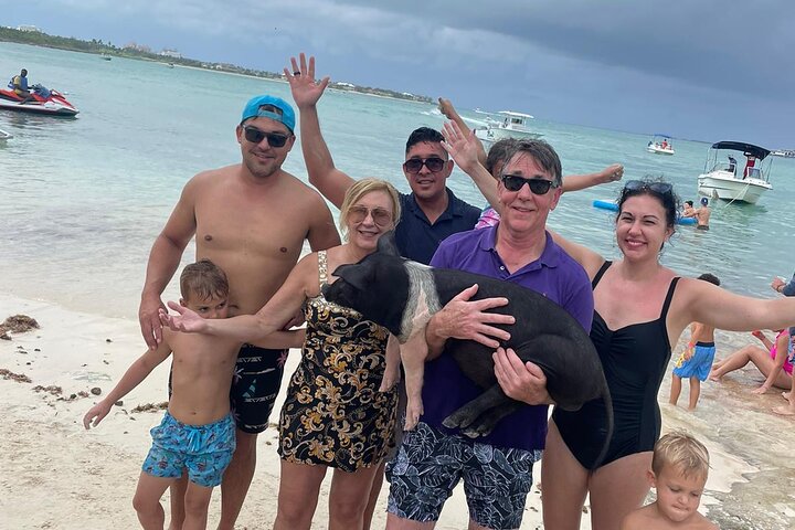 4hr Private Tour Island Hop Snorkel w/ Turtles & Sip Bahama Mamas