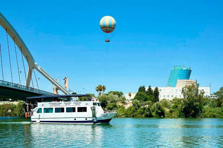 Seville: Guadalquivir River Cruise with Optional Tapas & Drink